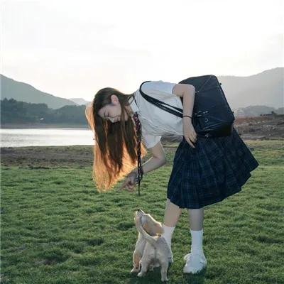 闪婚后，顾教官沦陷了